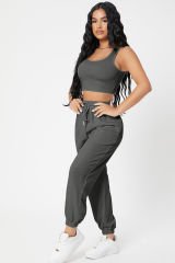 Kadın Antrasit Gri Kaşkorse Cepli Jogger Eşofman Altı Ve Crop Top Bluz – Şık, Rahat Ve Kolay Kombinlenebilir