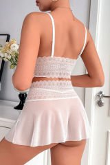 Kadın Beyaz Dantel Tül Detaylı Etekli Şık Gecelik Takımı – Modern, Konforlu