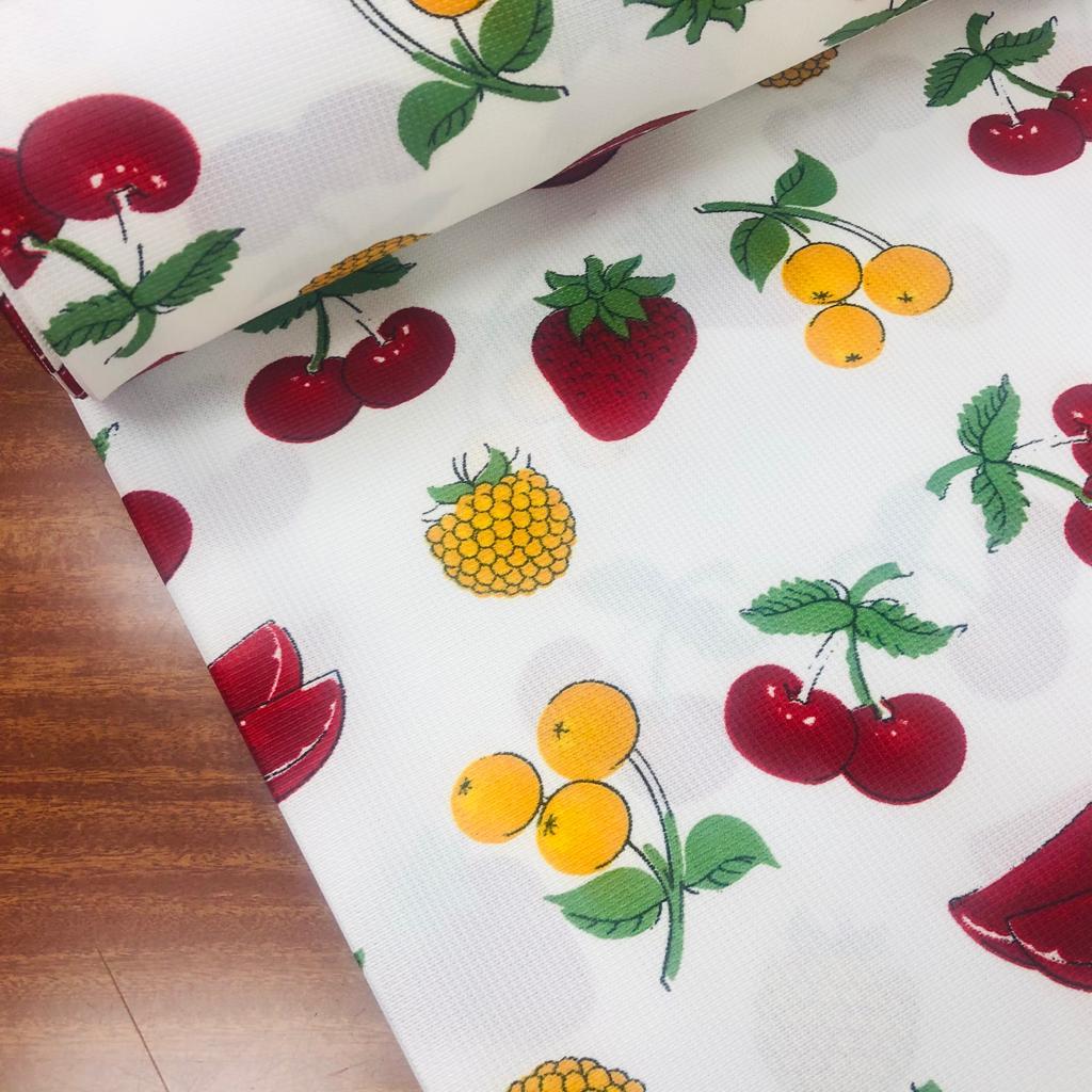 160 cm Eninde Dertsiz Masa Örtüsü Kumaşı