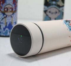 Dijital Göstergeli Paslanmaz Çelik Termos