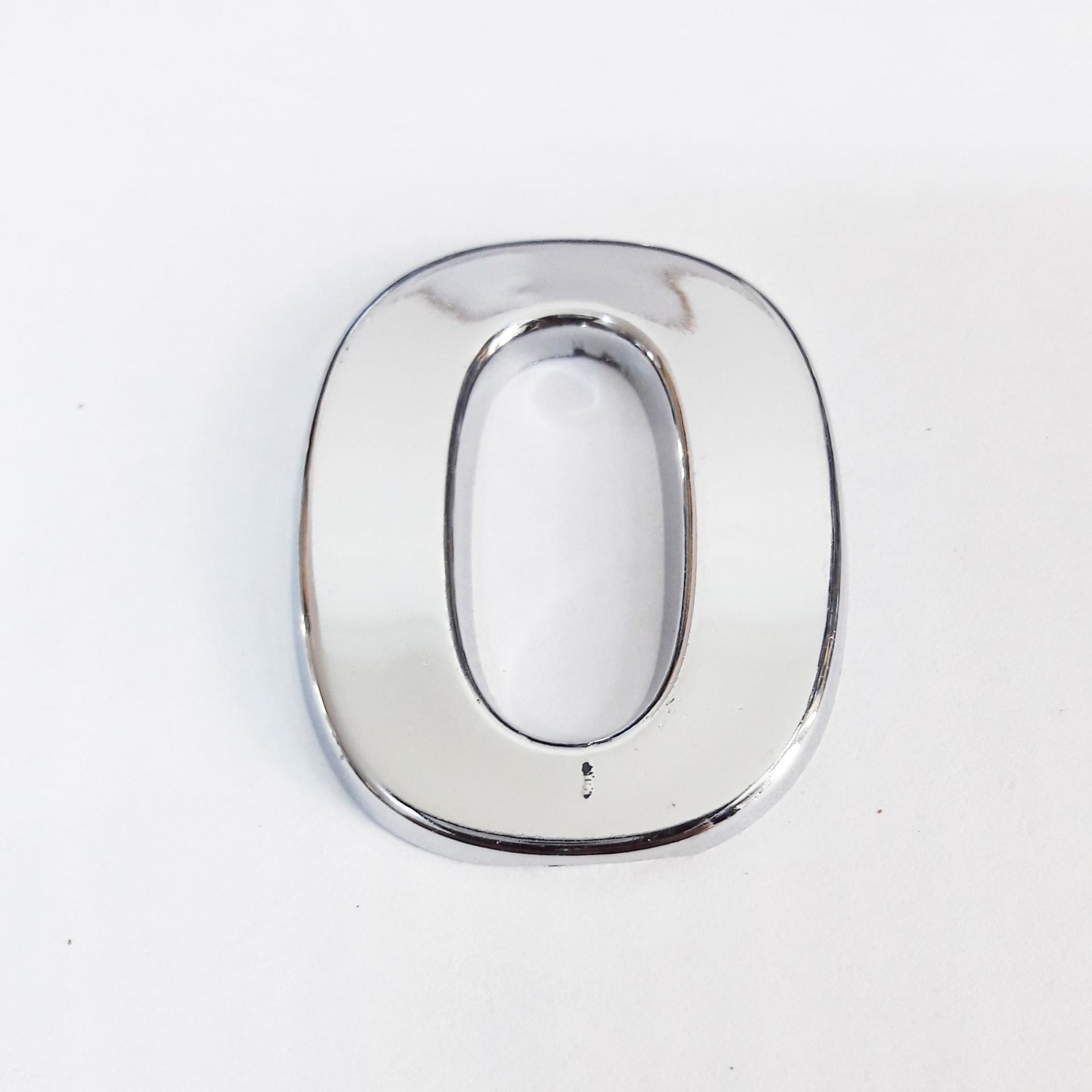 Cemax O Harfi  3,75 Cm Krom Yapışkanlı